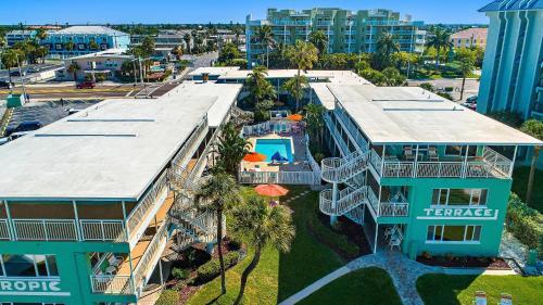 Apartamento Tropic Terrace #41 - Beachfront Rental Apts