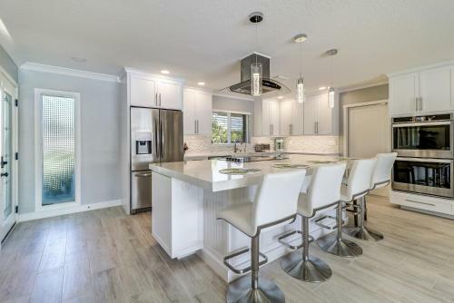 New Listing! Modern Retreat With Private Pool & Dock Home