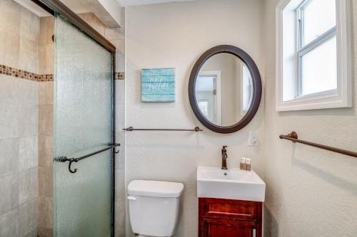 New Listing! Spacious Haven With Pool & Hot Tub Home