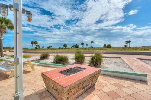 Apartamento Tropic Terrace #21 - Beachfront Rental Apts