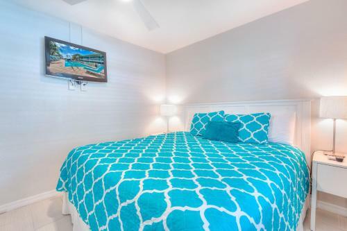 Apartamento Tropic Terrace #21 - Beachfront Rental Apts