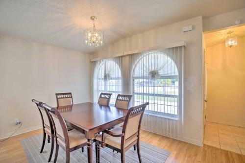 Coastal Home With Pool 6 Mi To St Pete Beach!