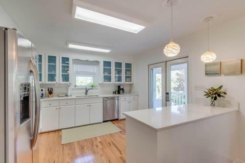 59 Santa Clara - Beachful Easy Feeling, Private Pool With Huge Yard!
