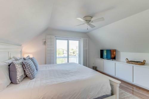 59 Santa Clara - Beachful Easy Feeling, Private Pool With Huge Yard!