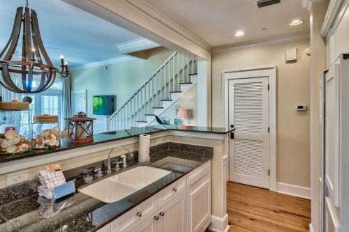 Watercolor By Dune Vacation Rentals - Beach District