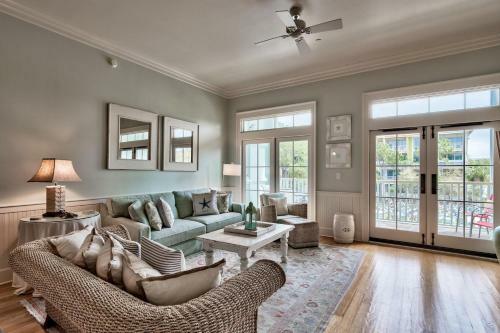 Watercolor By Dune Vacation Rentals - Beach District