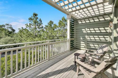 Watercolor By Dune Vacation Rentals - Beach District