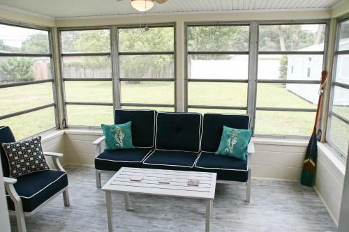 Venice Home With Fire Pit And Grill - 10 Mins To Beach!