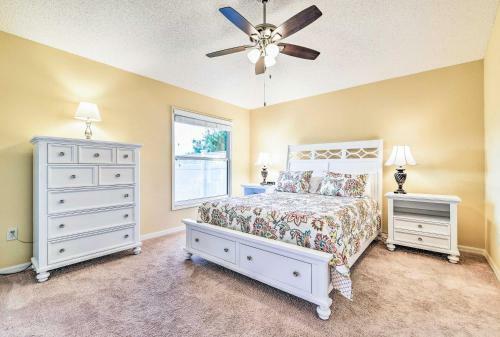 House On Golf Course, 2.5 Mi To Lake Sumter!