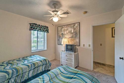Updated Apartment Walking Distance To Venice Beach