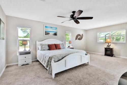 Jacaranda West Retreat