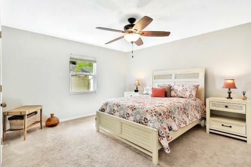 Jacaranda West Retreat