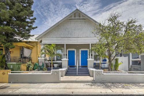Updated Ybor City Home With Yard Walk To Pool!