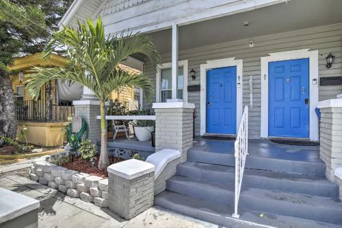 Updated Ybor City Home With Yard Walk To Pool!