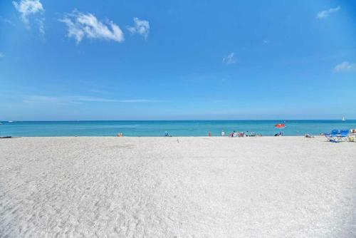 Modern Venice Home With Pool 4 Mi To The Beach