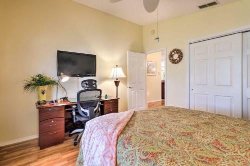 Updated Home With Yard In The Villages Community!