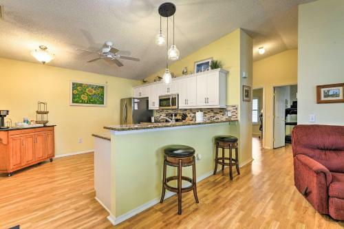 Updated Home With Yard In The Villages Community!