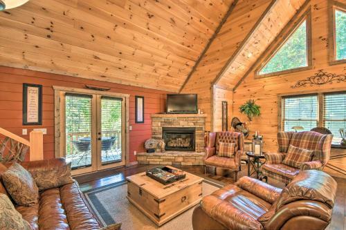 Blue Ridge Cabin With Decks Less Than 6 Mi To Vineyard!