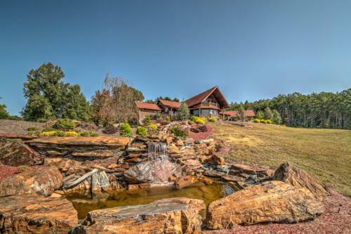 Lonesome Dove By Escape To Blue Ridge