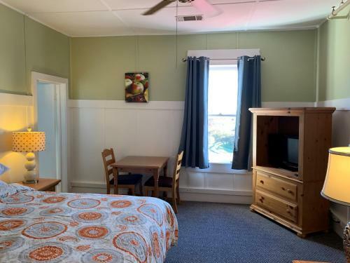 Hotel Woodbridge Inn