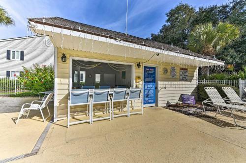 Apartamento St Simons Condo With Amenities, Drive To Beach