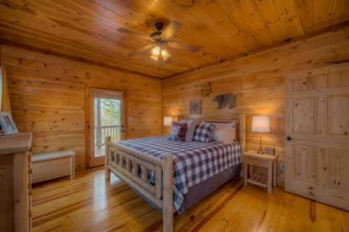 Green Pine Cabin By Escape To Blue Ridge