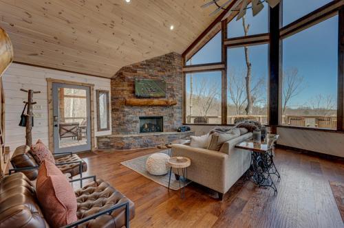 Blue Moon Lodge By Escape To Blue Ridge