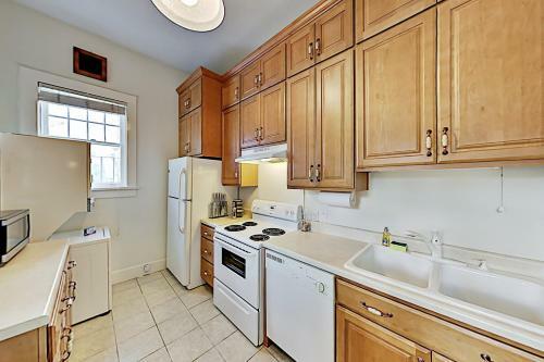 Apartamento Drayton Place 1b - Downtown Gem With Full Kitchen Apts