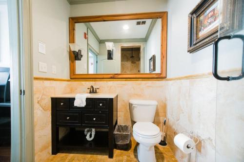 Posada Mcdonoughs Inn Unit 1 By Lucky Savannah