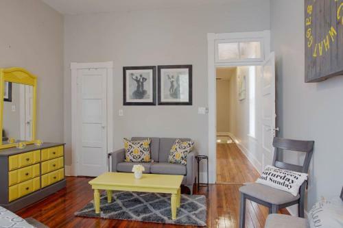 4 Bedroom Large Renovated Townhouse