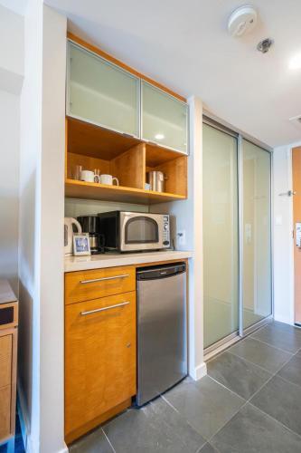 Ala Moana Condominium (ah917)