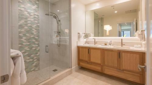 Maui Westside Presents - Luana Garden Villa 8b