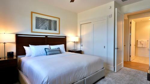 Maui Westside Presents: Luana Garden Villas 14d