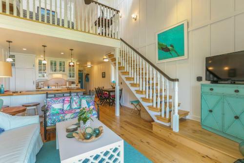 Kapaa Shore Resort #327, Oceanfront