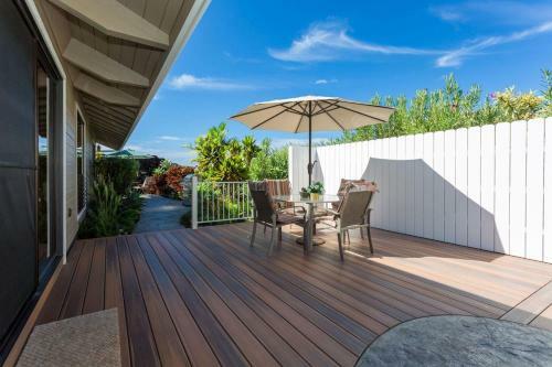 Hale Nani Loa - White Sands Beach Home By Casago