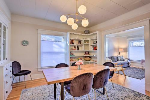 Vintage-chic Home With Patio - Walk To Hyde Park!
