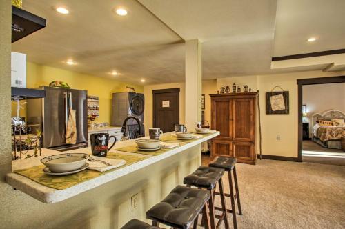 Lake-view Apartment With Patio And Gym Access!