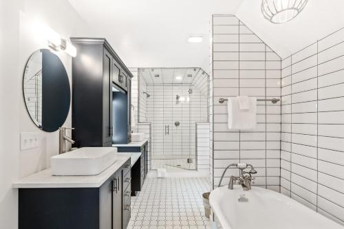 Downtown Victorian Luxury