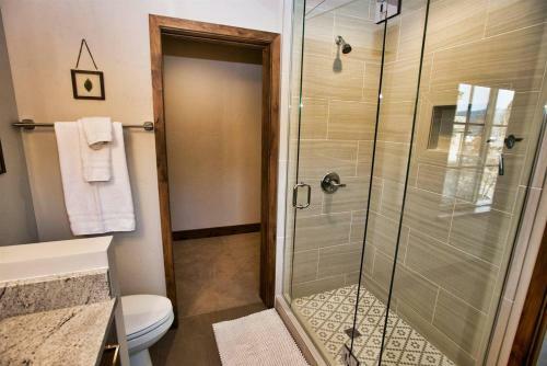 Suite Retreat By Casago Mccall - Donerightmanagement