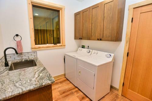 White Bark Lodge By Casago Mccall - Donerightmanagement