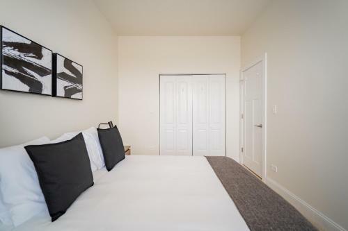 Apartamento 3br Unit Relaxing Patio In Trendy Logan Square
