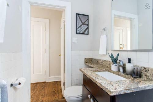 Apartamento Ew1 Aesthetically Vibrant 2br Apt At Lincoln Square