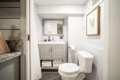 Apartamento Bright And Cozy 2br Condo In Logan Square!