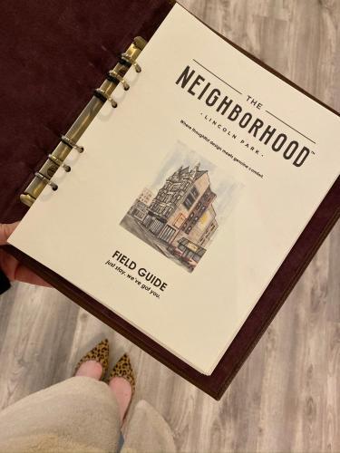 One Bedroom Suite In East Lincoln Park