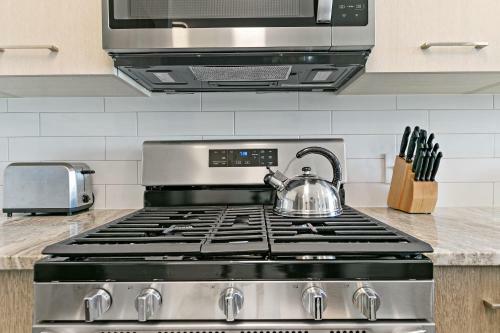Apartamento 1br Modern Living In Tranquil Scene
