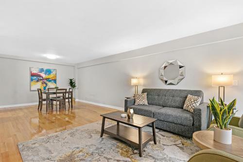 Apartamento Spacious Beautiful 2-bedroom In Downtown Oak Park