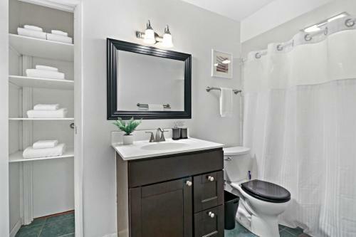 Apartamento Downtown 2br Spacious Living & Kitchen, King Beds