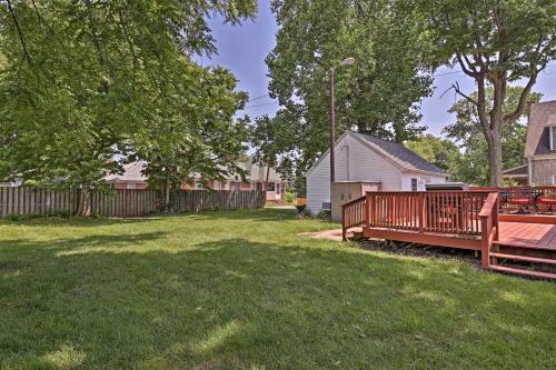 Remodeled Indianapolis Home With Deck-walk To The Ims