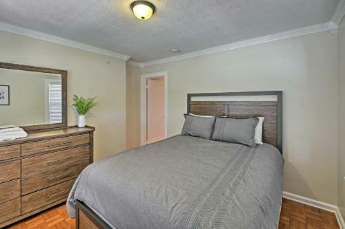 Remodeled Indianapolis Home With Deck-walk To The Ims