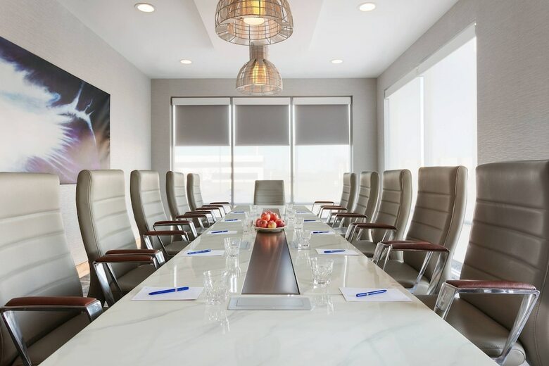 Delta Hotels By Marriott - Indianapolis Airport
